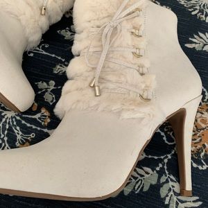 Off-White faux fur boot by Jennifer Lopez EUC